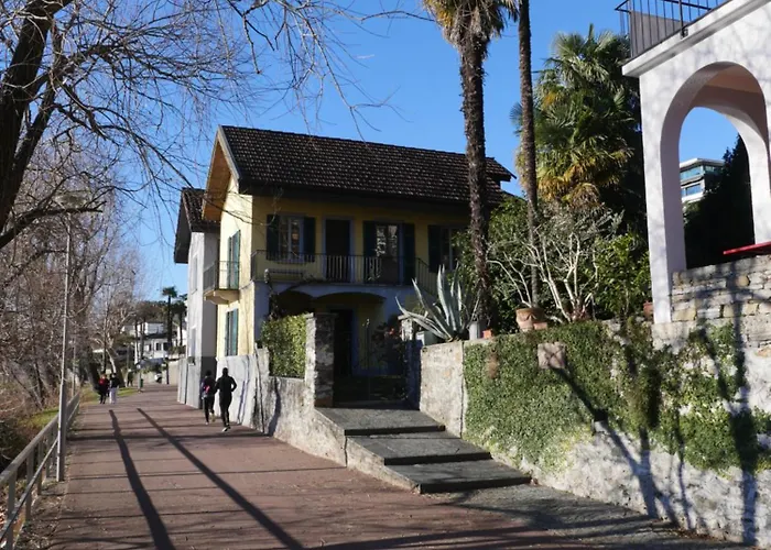 아파트 Uferhaus Pescatore